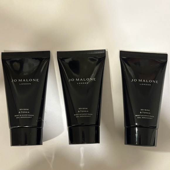 Jo Malone Myrrh & Tonka Body Wash - Picture 1 of 2